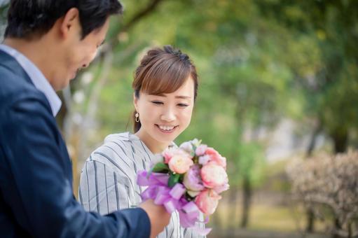 大塚さんの励ましと応援で、根気よく婚活を続け成婚出来ました。